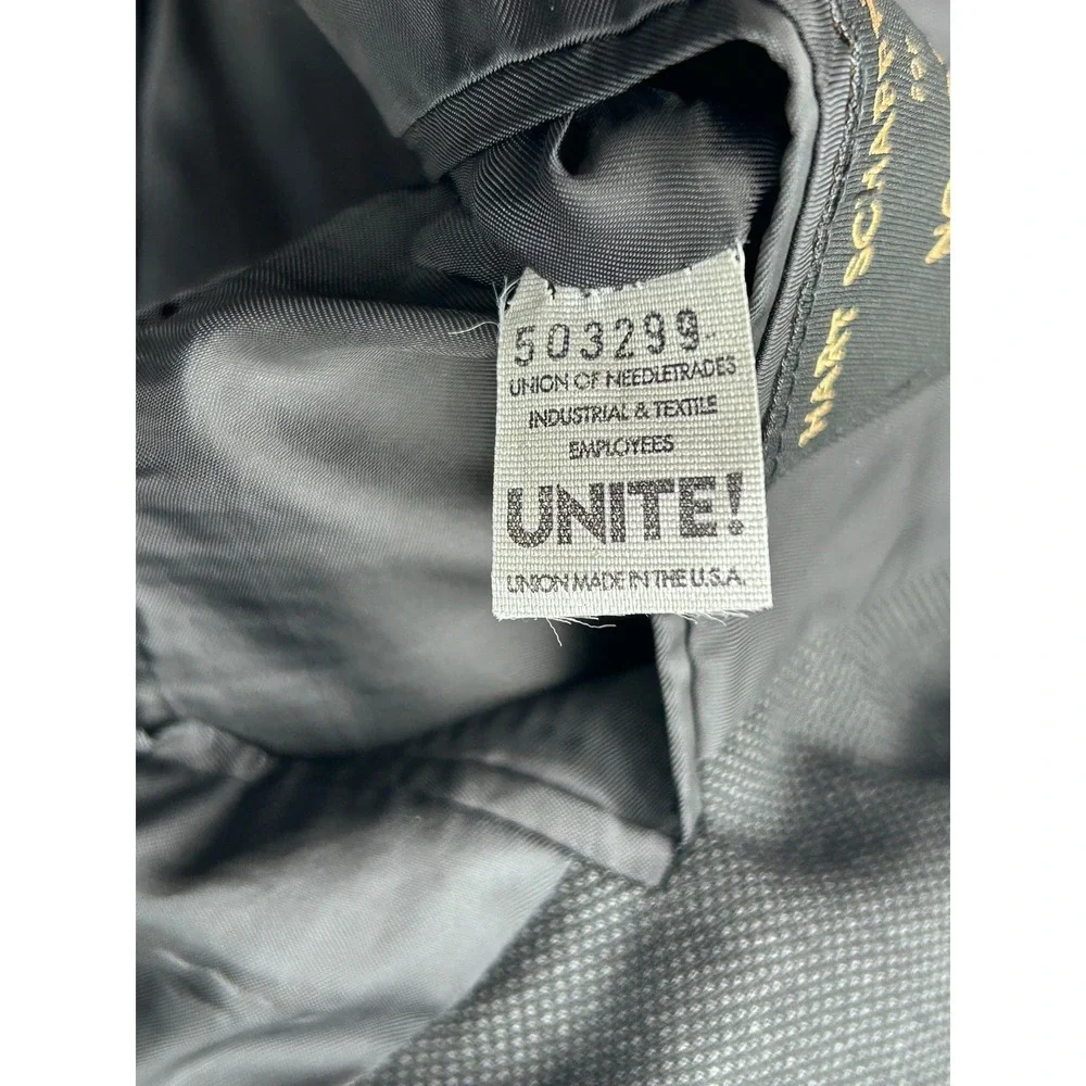 Hart Schaffner Marx Gold Trumpeter Navy Wool Blazer Sport Coat 44R USA
